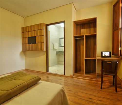 Hostel Roma Curitiba Kültér fotó